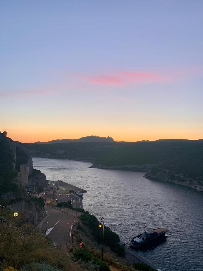 Casa Sirena Centre Citadelle Vue Port Et Falaises 보니파시오 외부 사진